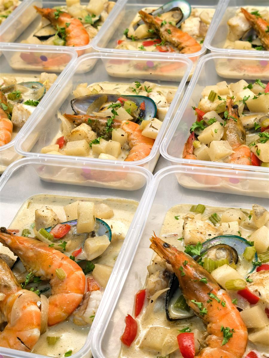 Creamy seafood chowder with prawns and mussels