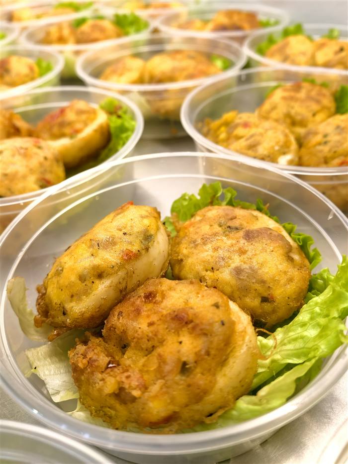 Freshly packed keto meal